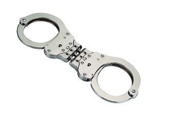 Trilock handcuffs